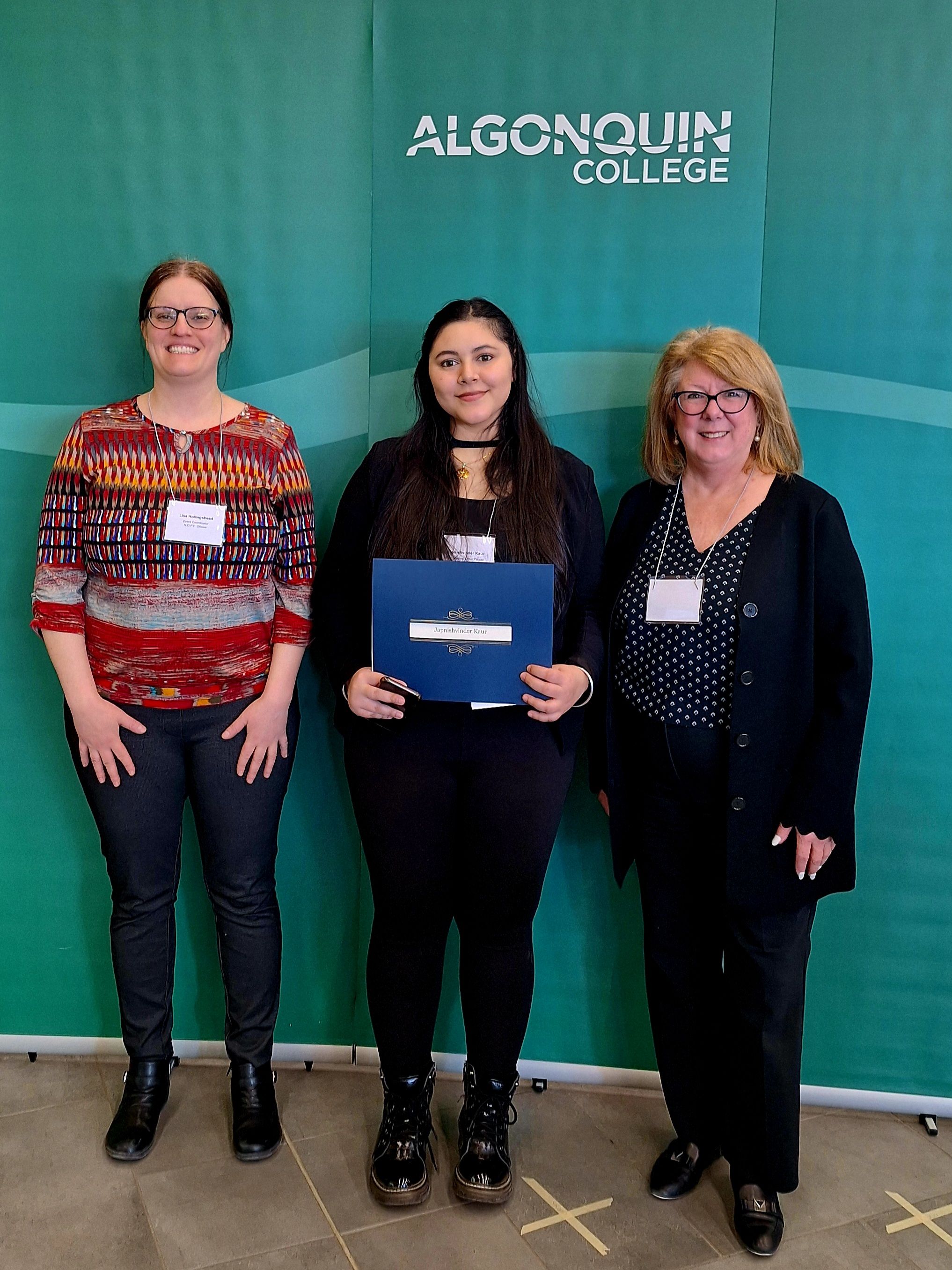 HOPE Scholarship in Memory of Sarah McKinnon Awards $1,000 to Promising Student at Algonquin College